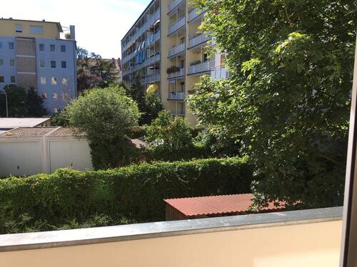 Foto - 2-Zi.-Whg Wöhrd Hell Ruhig Küche Balkon Hochschule Frei v.Privat