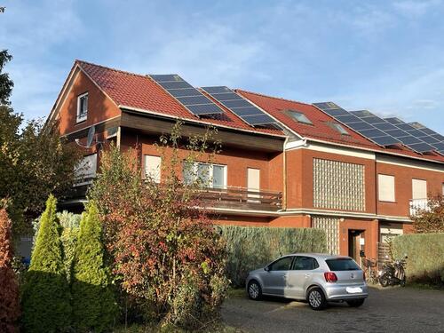 Foto - 7%-Nettorendite- Mehrfamilienhaus mit 9 WE + 5 Garagen zu verk.