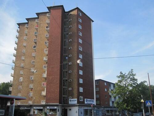 Foto - Gelegenheit: komplett renovierte 51 m² Wohnung ( 2 Zimmer) mit Balkon, direkt am HBF, ab sofort