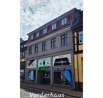 Charmantes Mehrfamilienhaus mit Gewerbeeinheit - Kapitalanlage - Gronau (Leine)
