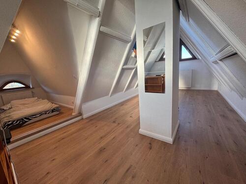 Foto - 1 Zimmer Dachgeschoßwohnung zur Miete in Hamburg