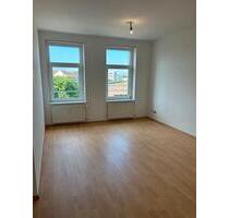 helle 3-Raum-Wohnung KLEINZSCHOCHER mit Einbauküche - Leipzig Altwest