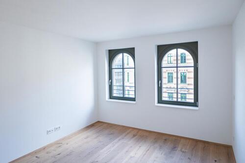 Foto - 2-Raum-Wohn-Paradies mit EBK und Loggia im Dachgeschoss- WE12