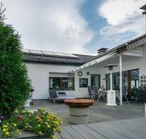 Großes Einfamilienhaus (Mehrgenerationen) - Bielefeld Sennestadt