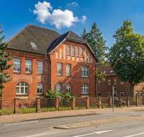 Erdgeschoss – Bürofläche mit 7 Räumen | ideal als Praxis oder hochwertige Büroetage - Neubrandenburg Datzeberg