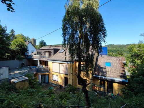 Foto - Heimat oder Cash-Flow? Renditestarkes MFH mit 'Security-Plus'