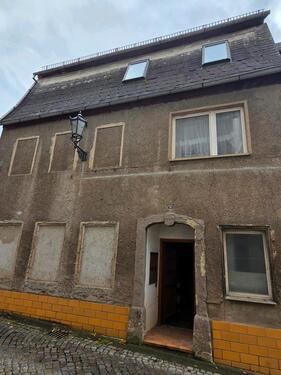 Foto - 12 Zimmer Mehrfamilienhaus, Wohnhaus zum Kaufen in Niederwürschnitz