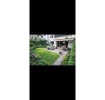 Kernsanierte Erdgeschosswohnung (mit Garten) in Idstein