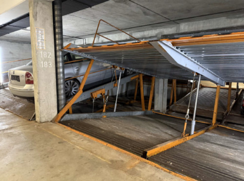 Foto - Tiefgaragenstellplatz (Duplex) ab 01.04.2026