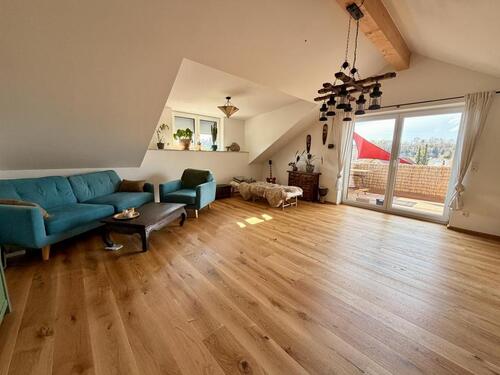 Foto - STILVOLL - MODERN - RUHIG -2,5-Zimmer Dachgeschosswohnung mit Balkon in Schongau