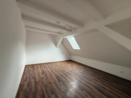 Foto - 4 Zimmer Dachgeschoßwohnung zur Miete in Lichtenstein