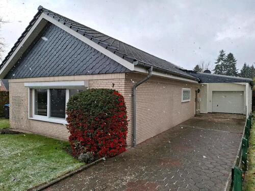 Foto - freistehender Bungalow mit EBK und 3,5 Zimmer in Hohenwestedt