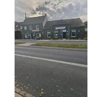 Ladenlokal inkl. Biergarten und 4-Zimmer Wohnung zu vermieten - Neuss Holzheim