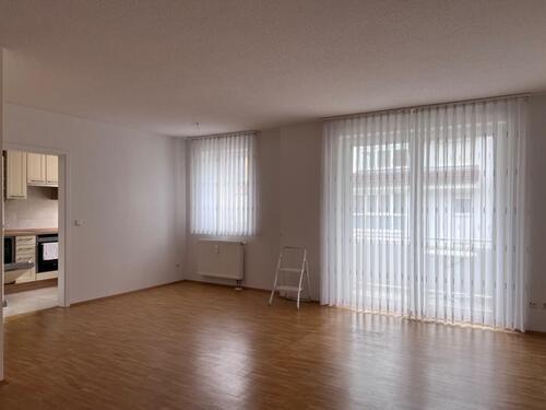 Foto - Schöne drei Zimmerwohnung - 370.000,00&nbsp;EUR Kaufpreis, ca.&nbsp; 81,00&nbsp;m&sup2;