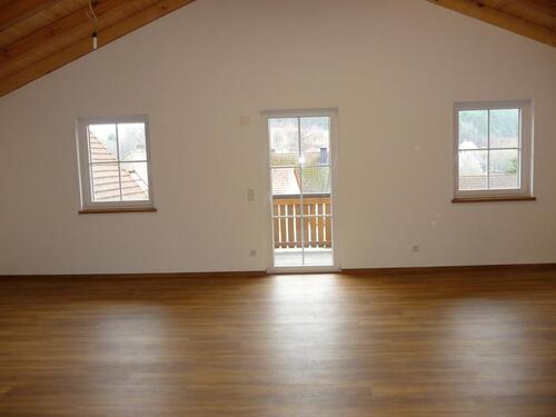 Foto - 4 Zimmer Dachgeschoßwohnung zur Miete in Diespeck