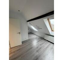 Kleine Dachgeschosswohnung - Melle Mitte