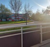 Kurzer Weg in Ihr neues Zuhause! 3-Zimmer-Erdgeschosswohnung mit Balkon - ** AB SOFORT **! - Chemnitz Kapellenberg