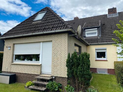 Foto - Gepflegte Doppelhaushälfte mit Nebengebäude in Stade Klein Thun
