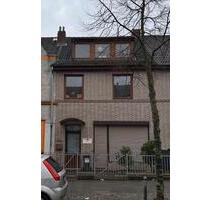 1–2 Familienhaus mit 9 Zimmern – nahe Waterfront Bremen