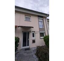 5-Zimmer Reihenmittelhaus mit Garage in Schwieberdingen