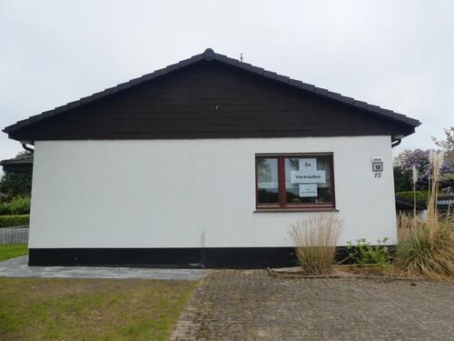 Foto - Winkelbungalow in ruhiger Ortslage zu verkaufen