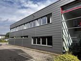 Foto - Moderne 150 m² Büroeinheit mit Klimaanlage, Einbauküche & Stellplätzen