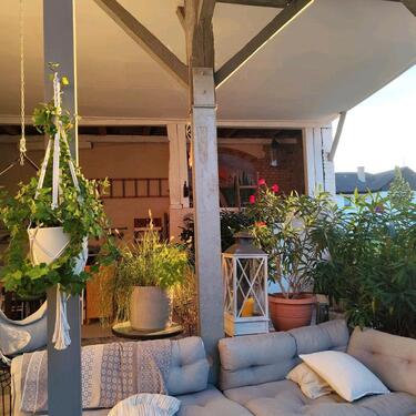 Foto - Einfamilienhaus mit Nebengebäude