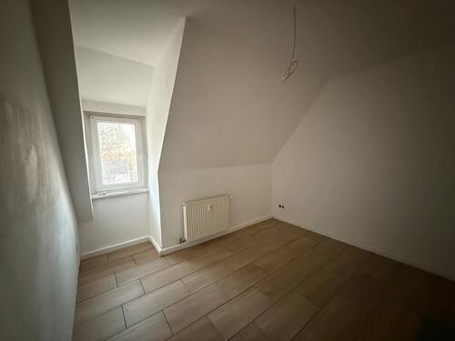 Foto - 2 Zimmer Dachgeschoßwohnung zur Miete in Groitzsch