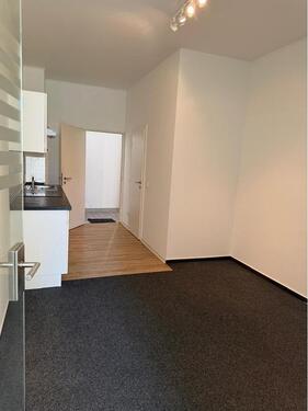 Foto - Modernes Kompakt-Büro, inkl. Parkplatz u. Klimaanlage