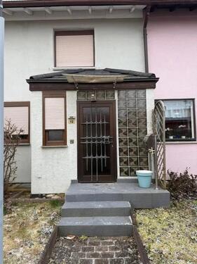 Foto - Charmantes Reihenmittelhaus in Esslingen am Neckar mit 4,5 Zimmer
