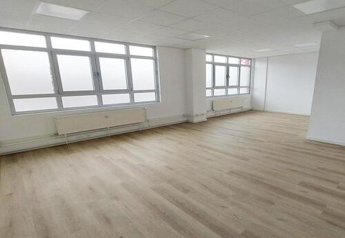 Foto - Exklusives, frisch renoviertes Büro im 1. OG – stilvoll arbeiten auf höchstem Niveau