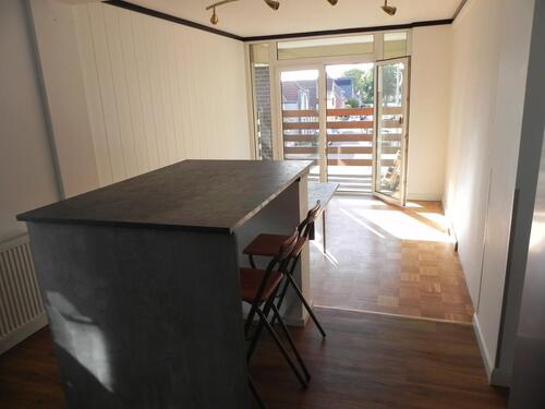 Foto - 3 Zimmer in neuer 5er WG in zentraler 170 m² Wohnung