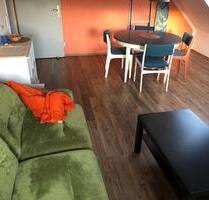 4, 5 Zimmer Whg an 3Pers-Studenten-WG, Esslingen, Ulmerstr - Esslingen am Neckar Oberesslingen