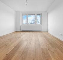 Erstbezug nach Sanierung: 2-Zimmer-Wohnung mit Loggia - Bremen Burglesum