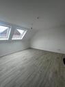 Foto - 2,5 Zimmer Dachgeschosswohnung mit Einbauküche Kaiserstr.