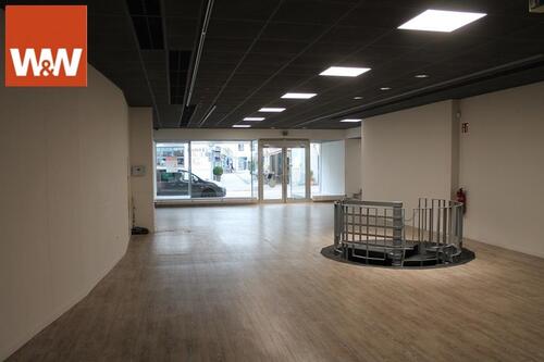 Foto - Gewerbefläche in idealer Lage in Schopfheim ! (Fahrradgeschäft, Büro etc.)