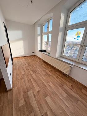 Foto - Biete helle 1 12 Zimmerwohnung in Burg