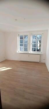 Foto - Drei-Zimmer-Wohnung - 585,00&nbsp;EUR Kaltmiete, ca.&nbsp; 78,00&nbsp;m&sup2;