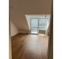 Ideal für Pendler: frisch renovierte, gemütliche Wohnung - Schwanstetten