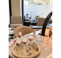 Arbeitsplatz für ManiküreGel im modernen Salon - Dortmund Hombruch