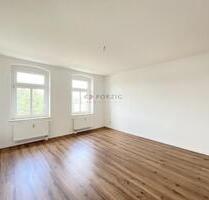 Groß, hell, gemütlich – 2-Zimmer-Wohnung mit Balkon zum Verlieben - Limbach-Oberfrohna