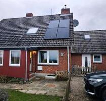 Ein- bis Zweifamilienhaus - Mit Meerblick - Dörphof