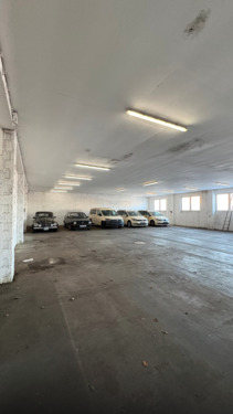 Foto - Große Lagerhalle 
