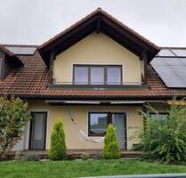 Helle 4 Zimmer Wohnung in Buxheim im Zweifamilienhaus