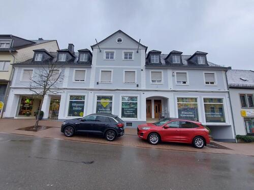 Foto - THALFANG : Hochwertige Wohnung ( ca. 152 m² ) mit Einbauküche, Dachterrasse und Garten !