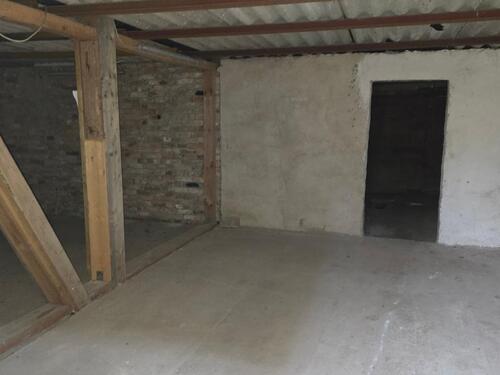 Foto - Große Garage Lagerfläche ca. 100 qm zu vermieten – Teterow, Rostocker Straße