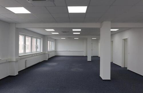 Foto - Ab sofort beziehbar: Bürofläche in Leipzig-West, ca. 250 m², Klima, hell & freundlich, DV-Verkabelung, Glasfaser möglich, Stellplätze vorhanden