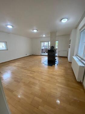 Foto - 4,5 Raum Erdgeschosswohnung mit Terrasse zu vermieten