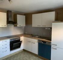 Helle und große 6 Zimmer Wohnung mit großer Garage - Durchhausen