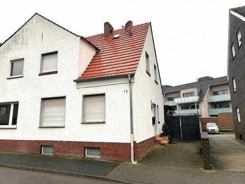 Foto - Charmante Doppelhaushälfte mit ca. 149 m² Wohnfläche & Garten
